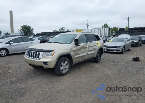 2011 Jeep Grand Cherokee Laredo из США, поврежденный, VIN 1J4RR4GGXBC571966